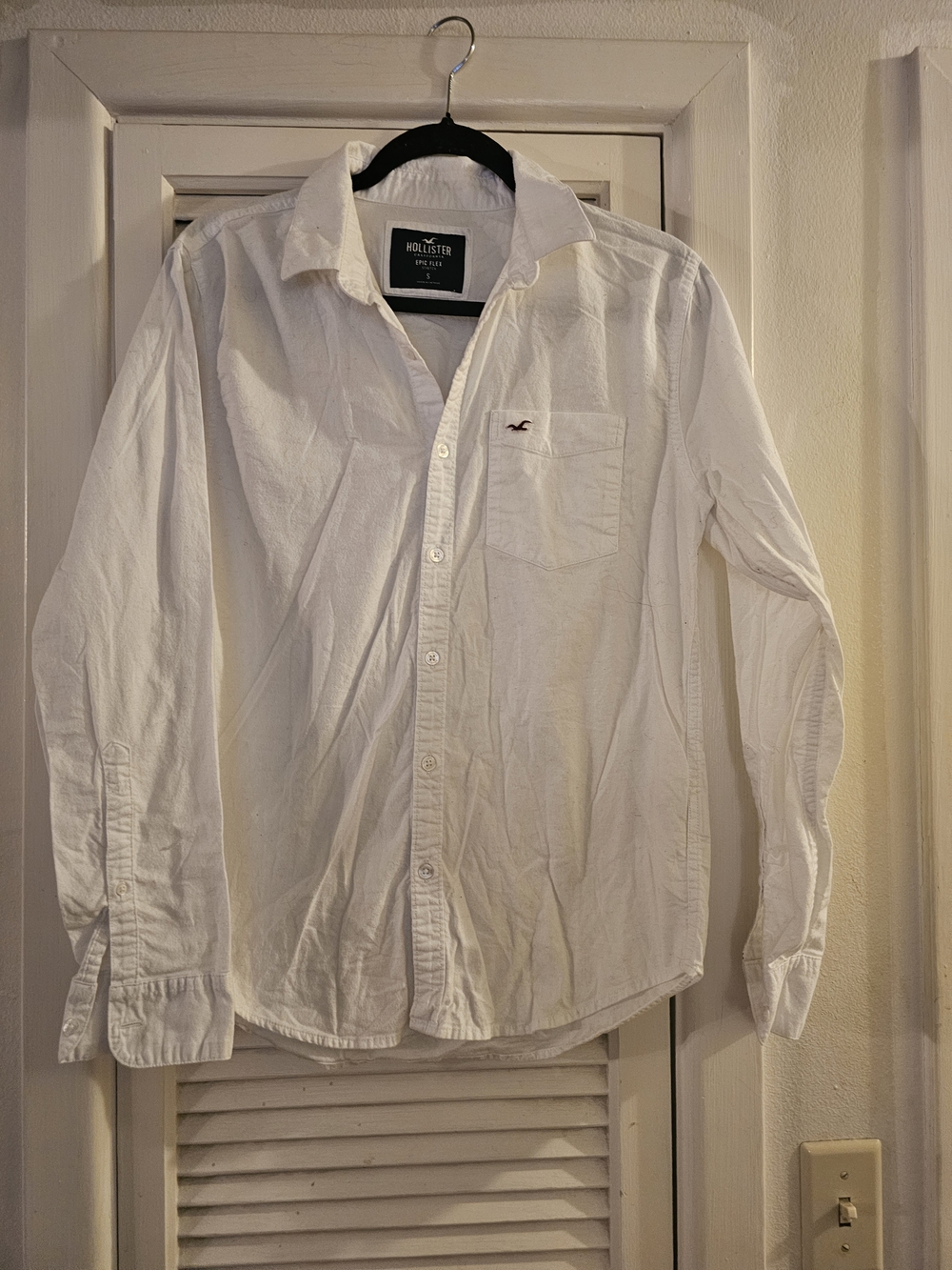 3/$13 Hollister Men's White Long-Sleeve Button-Down Shirt